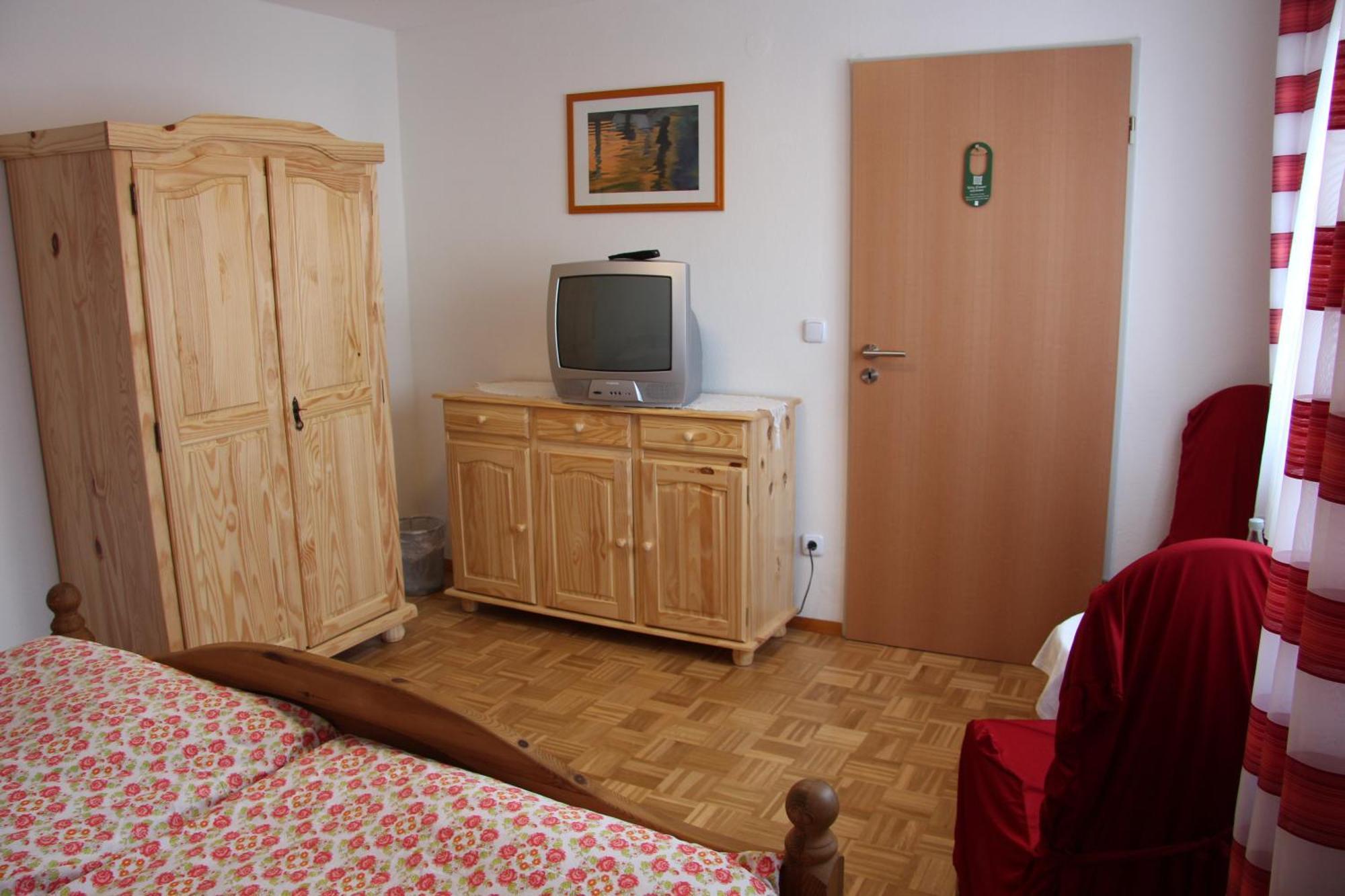 Hotel Am Schloss Neuenstein Neuenstein (Baden-Wurttemberg) Quarto foto